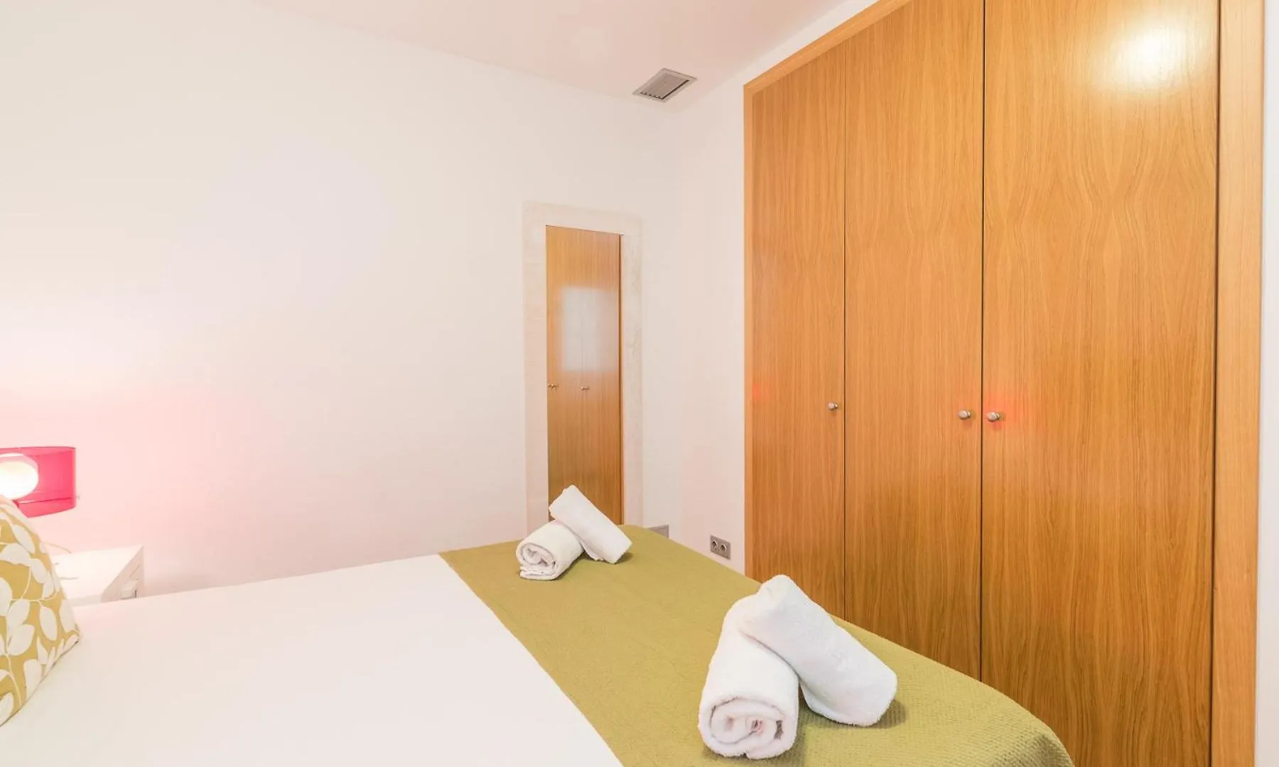 My Space Barcelona Modern Sagrada Familia Apartment Spain