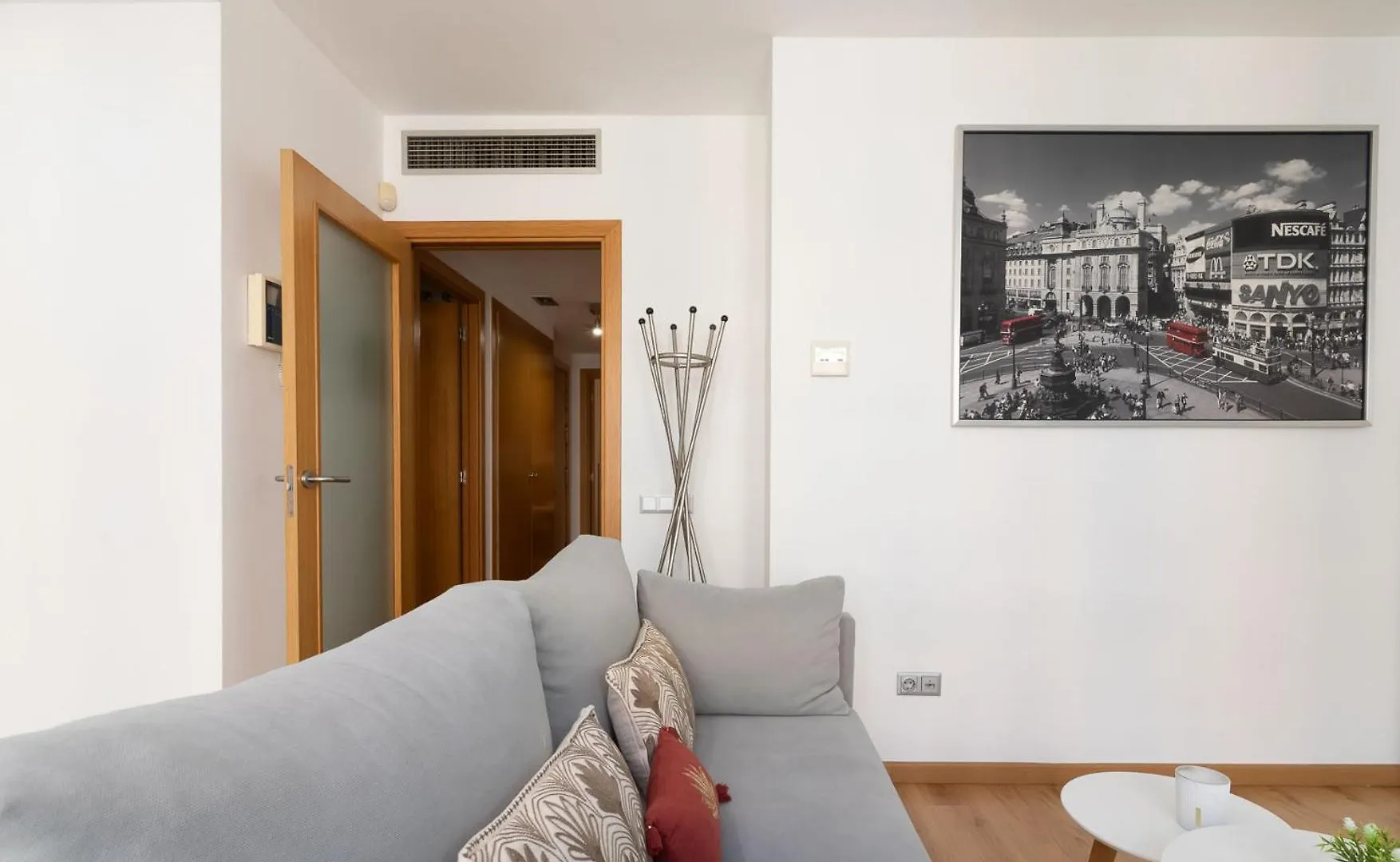 My Space Barcelona Modern Sagrada Familia Apartment