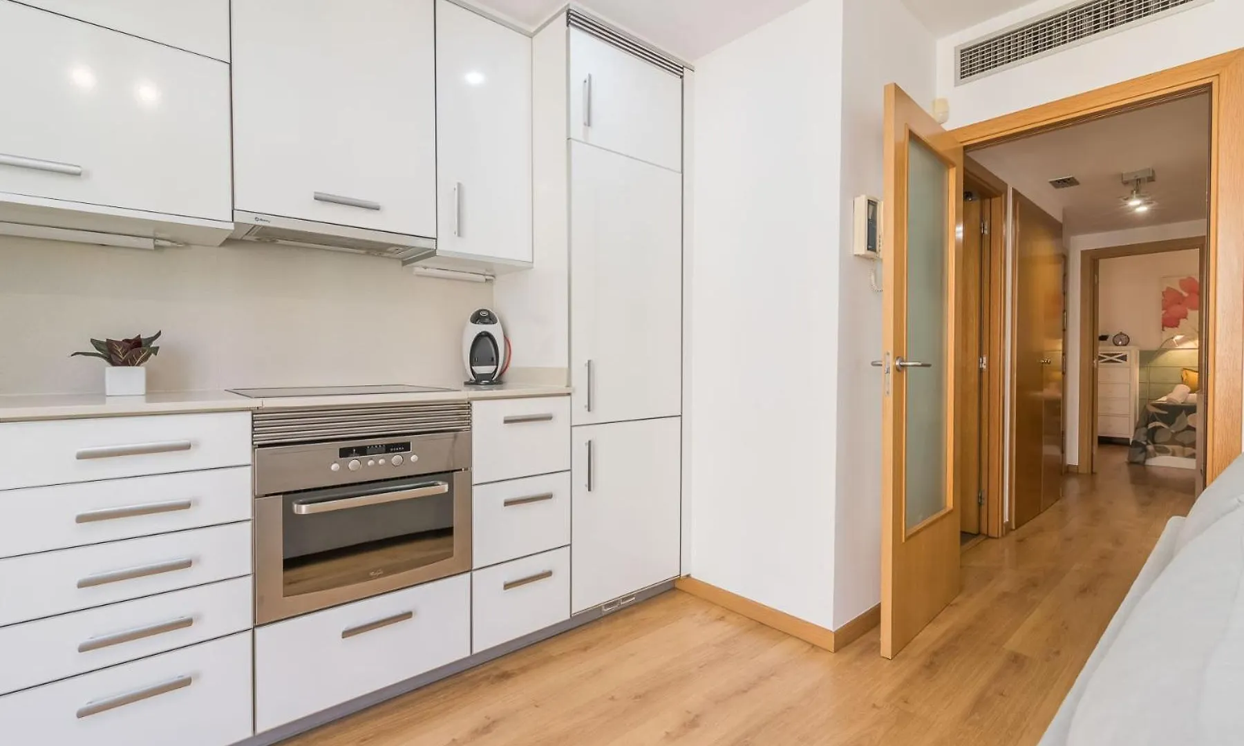 My Space Barcelona Modern Sagrada Familia Apartment