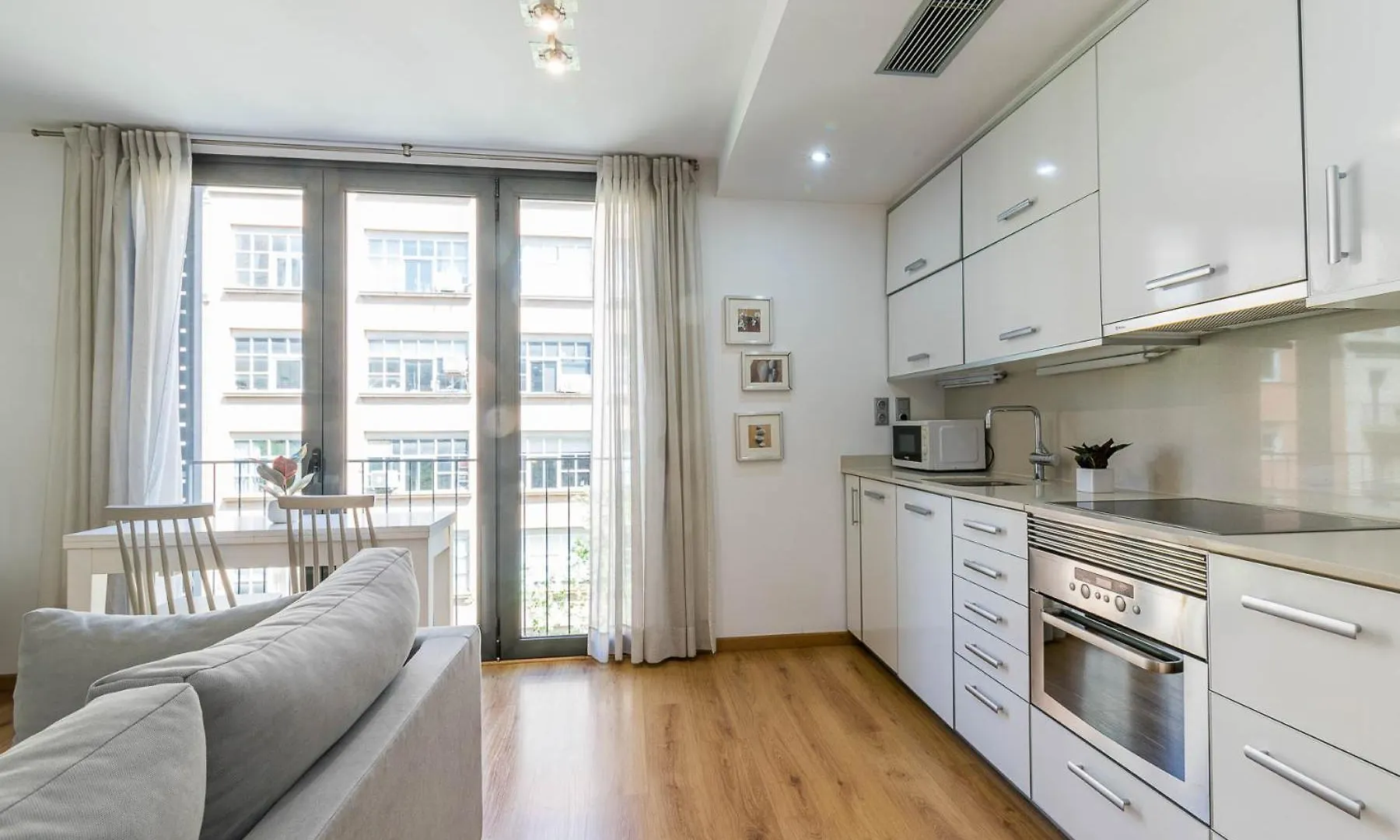 My Space Barcelona Modern Sagrada Familia Apartment